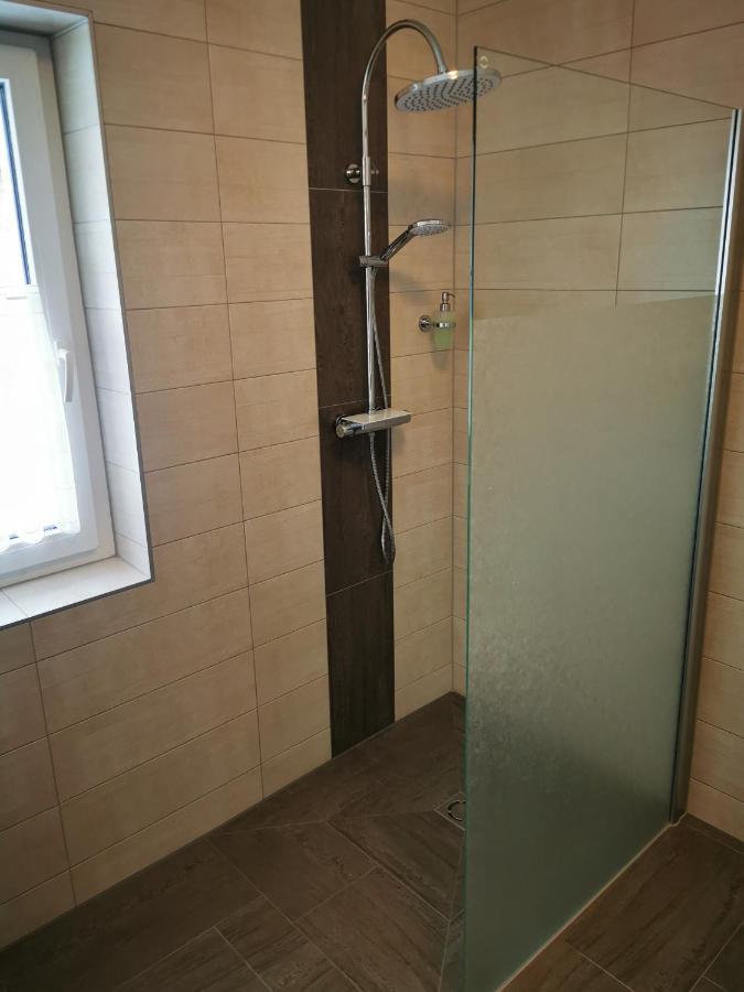 Panoramablick Exklusiv Apartment Villach Ngoại thất bức ảnh