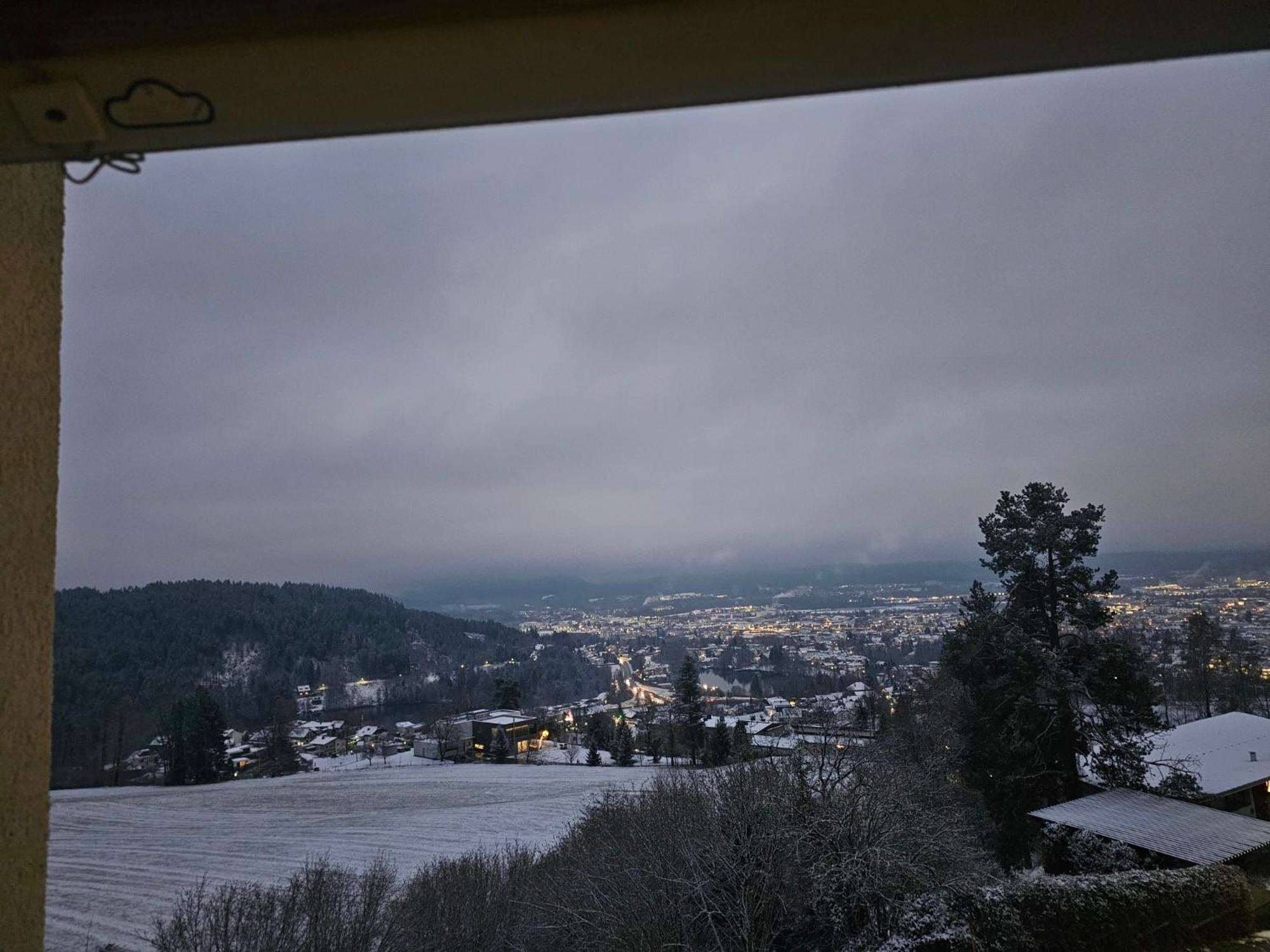 Panoramablick Exklusiv Apartment Villach Ngoại thất bức ảnh